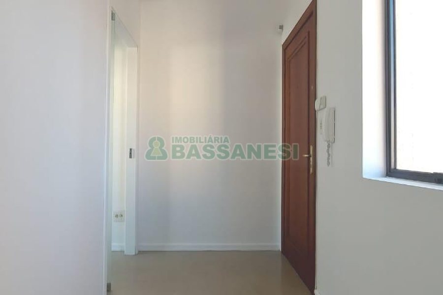 Sala com 50m², no bairro Centro em Caxias do Sul para Alugar