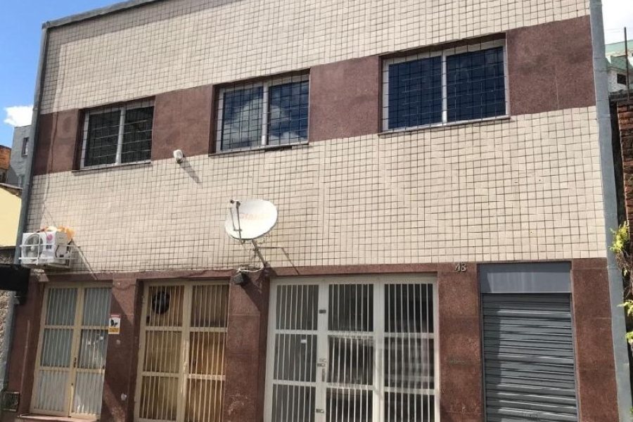 Loja com 88m², no bairro São Pelegrino em Caxias do Sul para Alugar