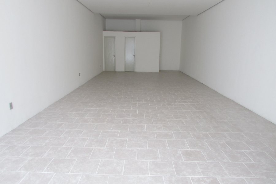 Loja com 88m², no bairro São Pelegrino em Caxias do Sul para Alugar
