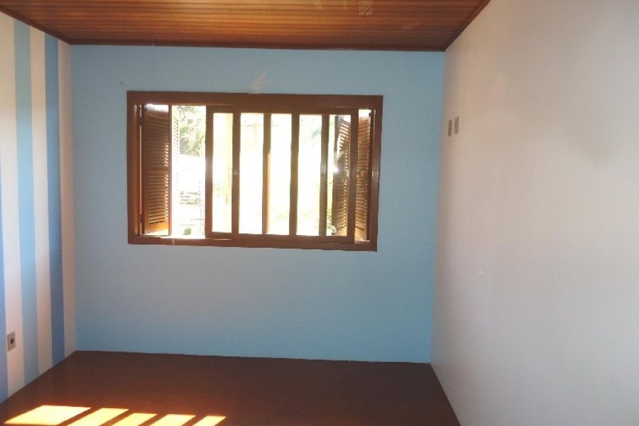 Casa com 216m², 3 dormitórios, 1 vaga, no bairro Cristo Redentor em Caxias do Sul para Alugar