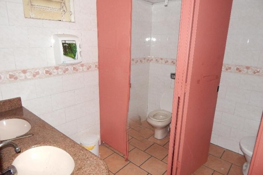 Loja com 250m², no bairro São Pelegrino em Caxias do Sul para Alugar