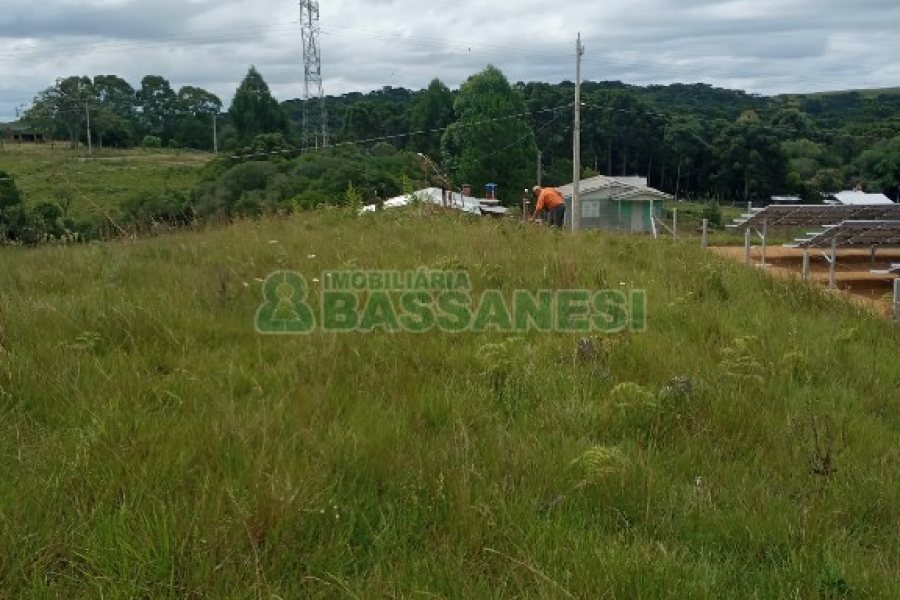 Chácara, no bairro Apanhador em Caxias do Sul para Comprar