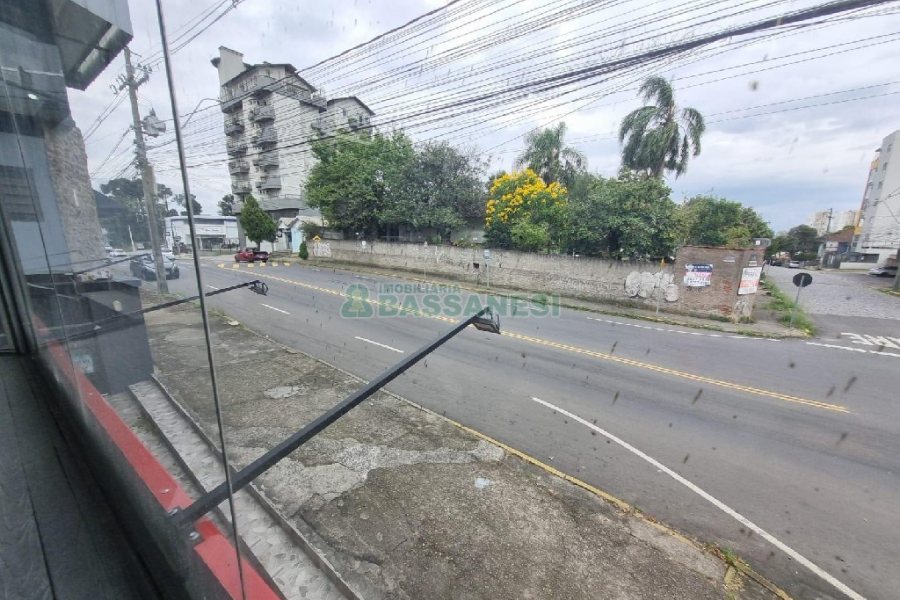 Loja com 250m², no bairro Bela Vista em Caxias do Sul para Alugar