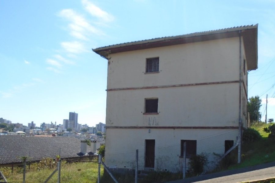 Apartamento com 70m², 3 dormitórios, no bairro Kayser em Caxias do Sul para Alugar