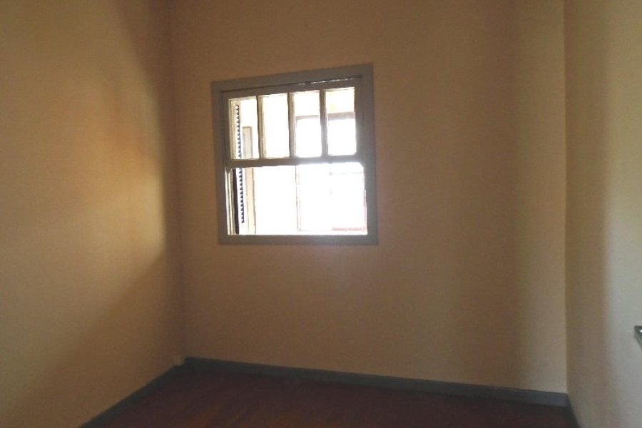 Apartamento com 70m², 3 dormitórios, no bairro Kayser em Caxias do Sul para Alugar