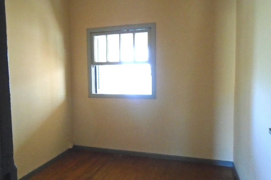 Apartamento com 70m², 3 dormitórios, no bairro Kayser em Caxias do Sul para Alugar