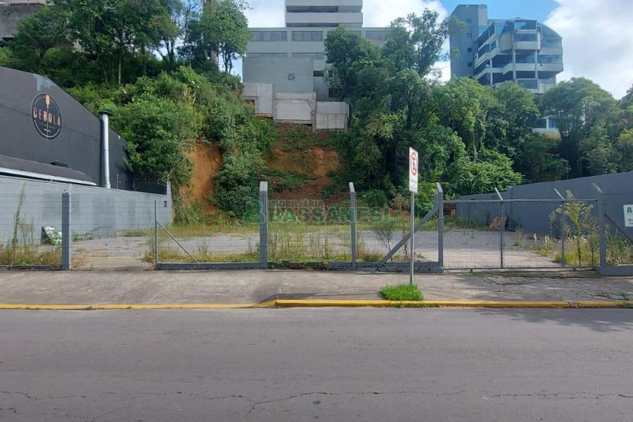 Terreno com 1100m², no bairro Lourdes em Caxias do Sul para Alugar