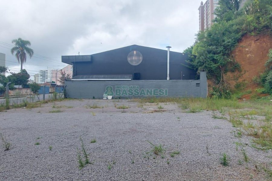 Terreno com 1100m², no bairro Lourdes em Caxias do Sul para Alugar