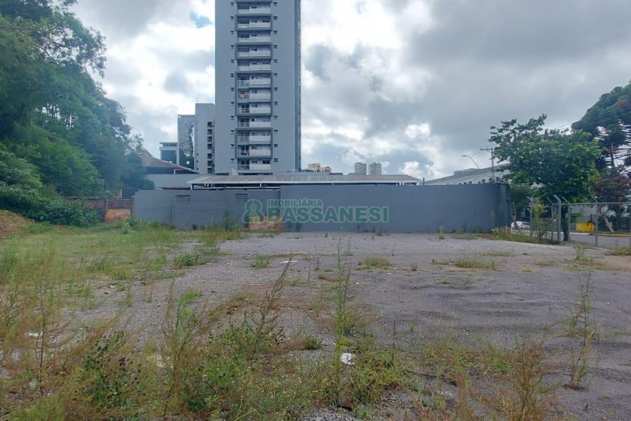 Terreno com 1100m², no bairro Lourdes em Caxias do Sul para Alugar