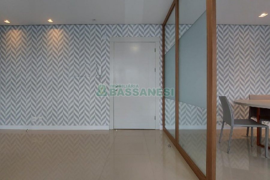 Sala com 48m², 1 vaga, no bairro Centro em Caxias do Sul para Alugar