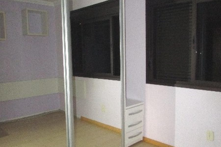 Apto Mobiliado com 122m², 3 dormitórios, 2 vagas, no bairro São Pelegrino em Caxias do Sul para Alugar