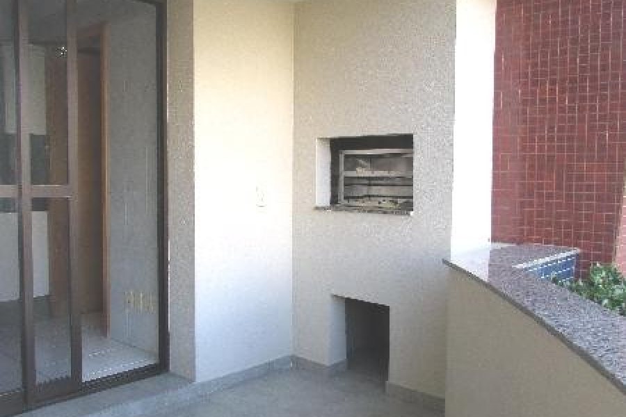 Apto Mobiliado com 122m², 3 dormitórios, 2 vagas, no bairro São Pelegrino em Caxias do Sul para Alugar