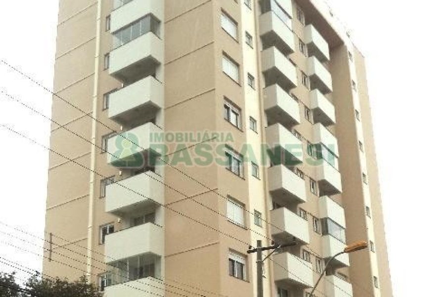 Apartamento com 48m², 1 dormitório, 1 vaga, no bairro Centro em Caxias do Sul para Comprar