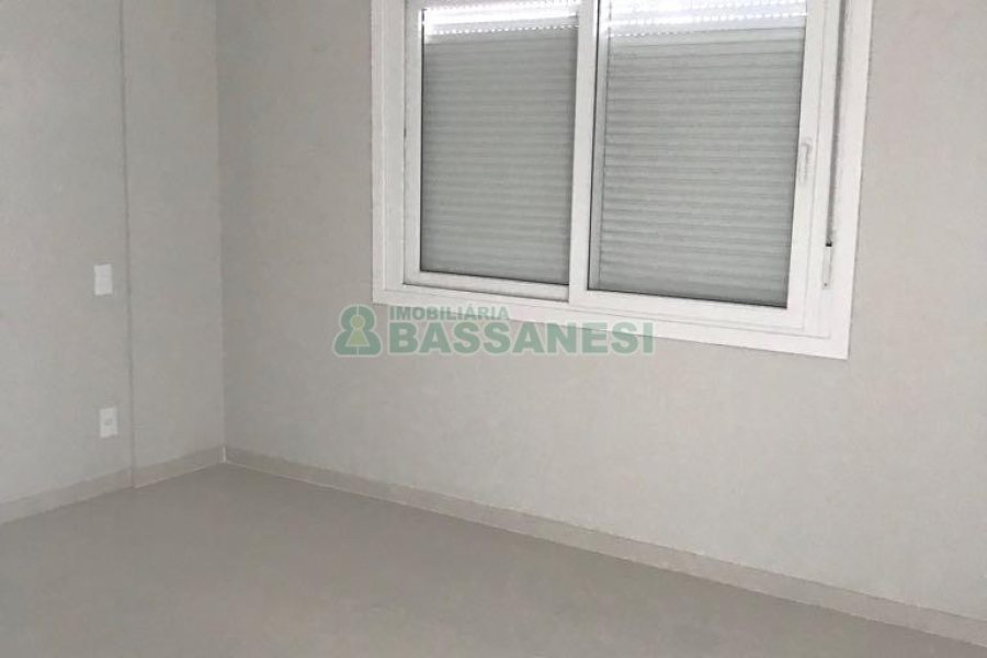 Apartamento com 48m², 1 dormitório, 1 vaga, no bairro Centro em Caxias do Sul para Comprar