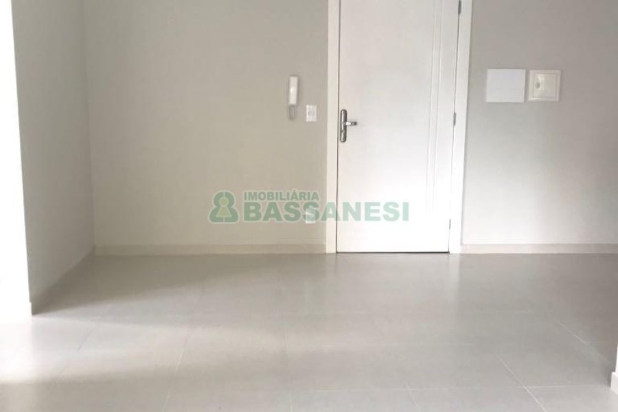 Apartamento com 48m², 1 dormitório, 1 vaga, no bairro Centro em Caxias do Sul para Comprar
