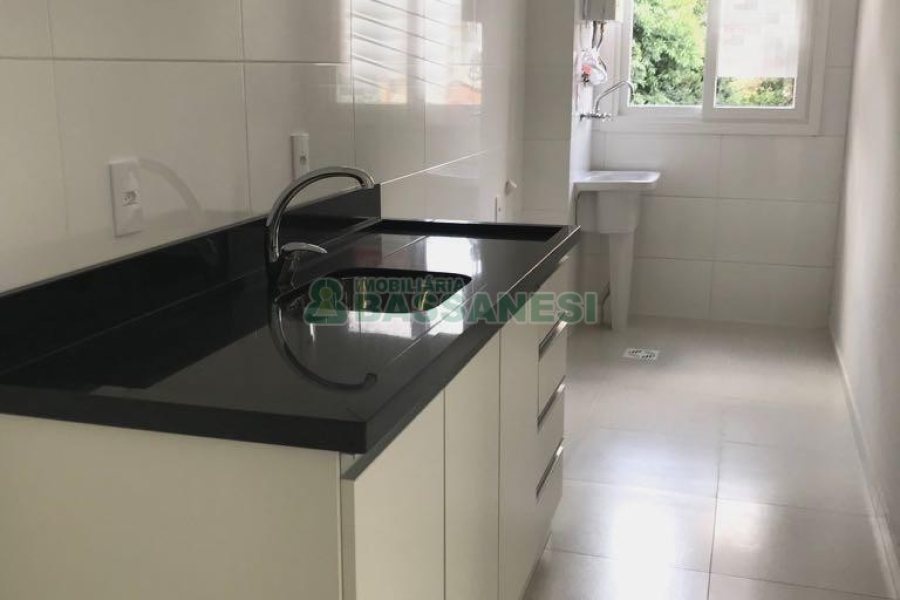 Apartamento com 48m², 1 dormitório, 1 vaga, no bairro Centro em Caxias do Sul para Comprar