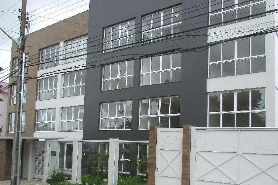 Apto Mobiliado com 53m², 1 dormitório, 1 vaga, no bairro Petrópolis em Caxias do Sul para Alugar
