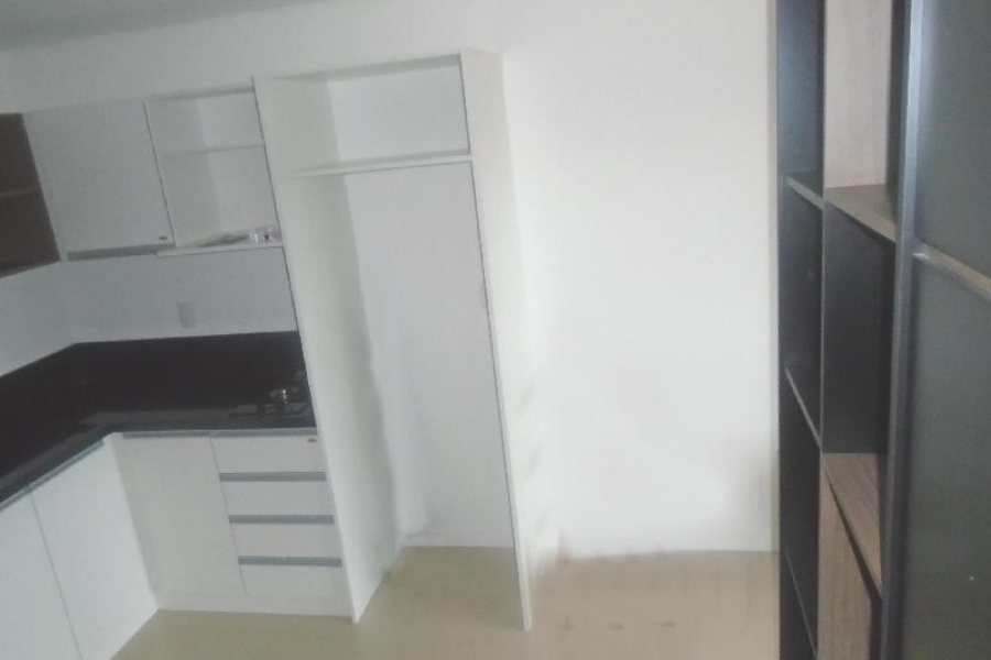 Apto Mobiliado com 53m², 1 dormitório, 1 vaga, no bairro Petrópolis em Caxias do Sul para Alugar