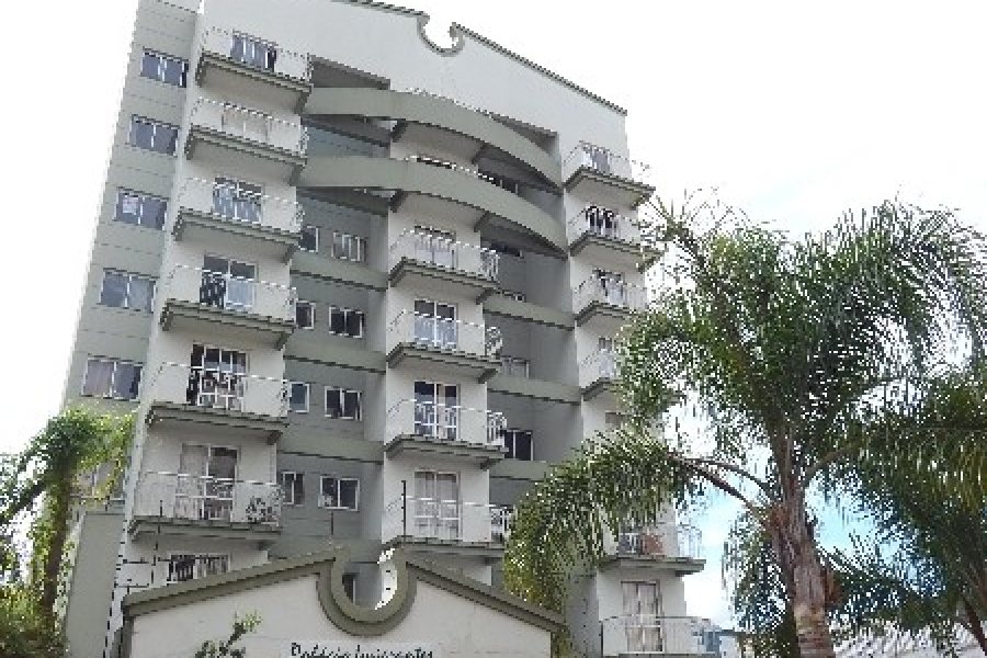 Apto Mobiliado com 36m², 1 dormitório, no bairro Lourdes em Caxias do Sul para Alugar