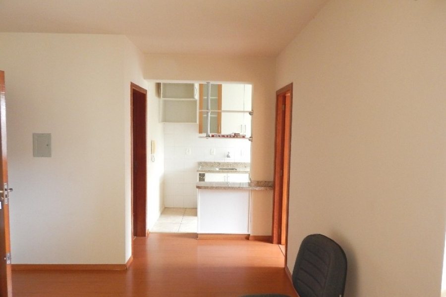 Apto Mobiliado com 36m², 1 dormitório, no bairro Lourdes em Caxias do Sul para Alugar