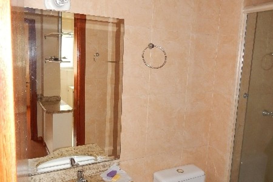 Apto Mobiliado com 36m², 1 dormitório, no bairro Lourdes em Caxias do Sul para Alugar