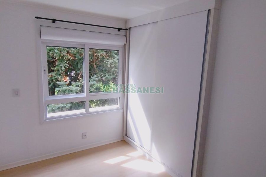 Apartamento com 73m², 2 dormitórios, 1 vaga, no bairro Lourdes em Caxias do Sul para Comprar