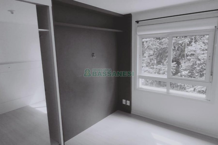 Apartamento com 73m², 2 dormitórios, 1 vaga, no bairro Lourdes em Caxias do Sul para Comprar