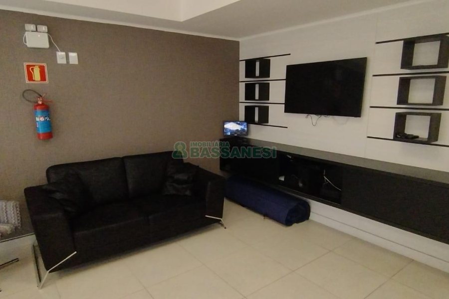 Apartamento com 73m², 2 dormitórios, 1 vaga, no bairro Lourdes em Caxias do Sul para Comprar