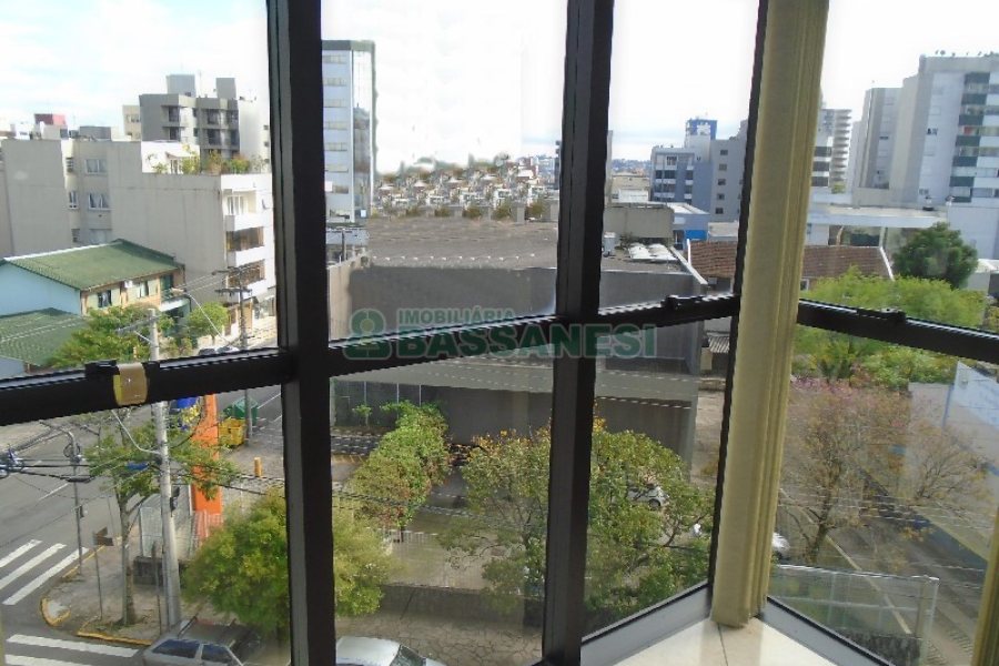 Sala com 41m², no bairro São Pelegrino em Caxias do Sul para Alugar ou Comprar