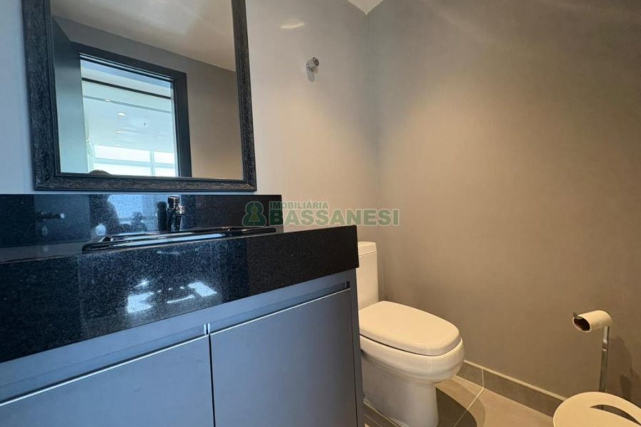 Sala com 101m², 2 vagas, no bairro Centro em Caxias do Sul para Alugar