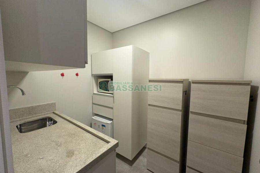 Sala com 101m², 2 vagas, no bairro Centro em Caxias do Sul para Alugar
