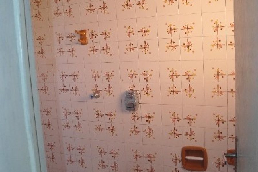 Pavilhão com 1275m², no bairro Forqueta em Caxias do Sul para Alugar ou Comprar