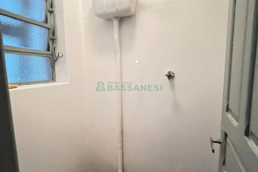 Apartamento com 102m², 3 dormitórios, no bairro Centro em Caxias do Sul para Comprar