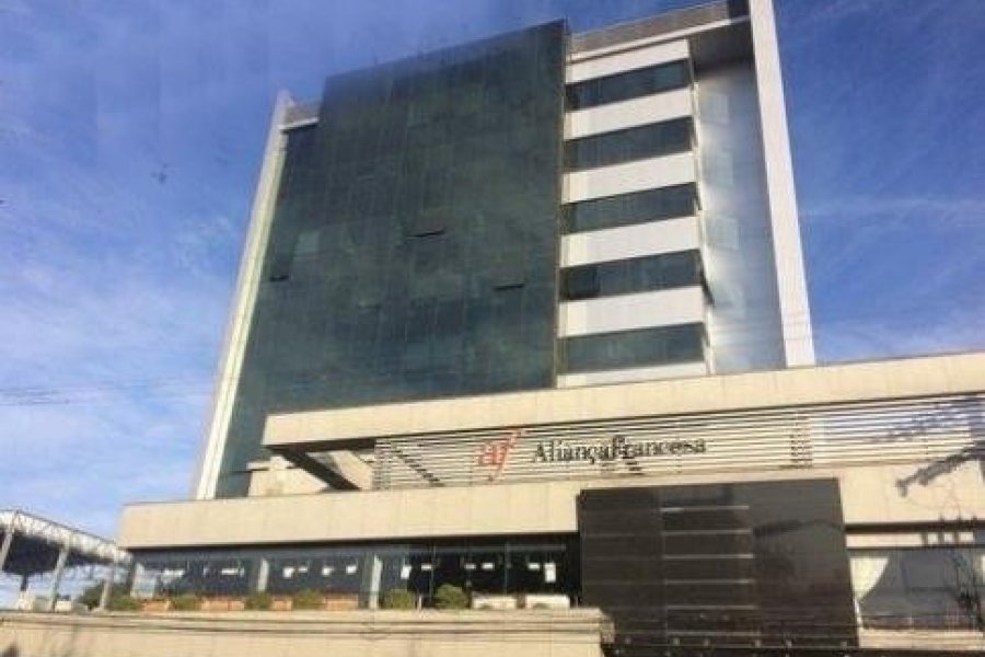 Sala com 48m², 1 vaga, no bairro São Pelegrino em Caxias do Sul para Comprar