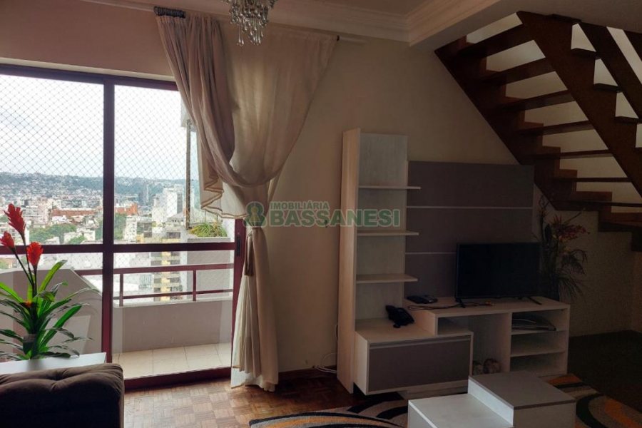 Apto Mobiliado com 114m², 2 dormitórios, 2 vagas, no bairro Centro em Caxias do Sul para Comprar