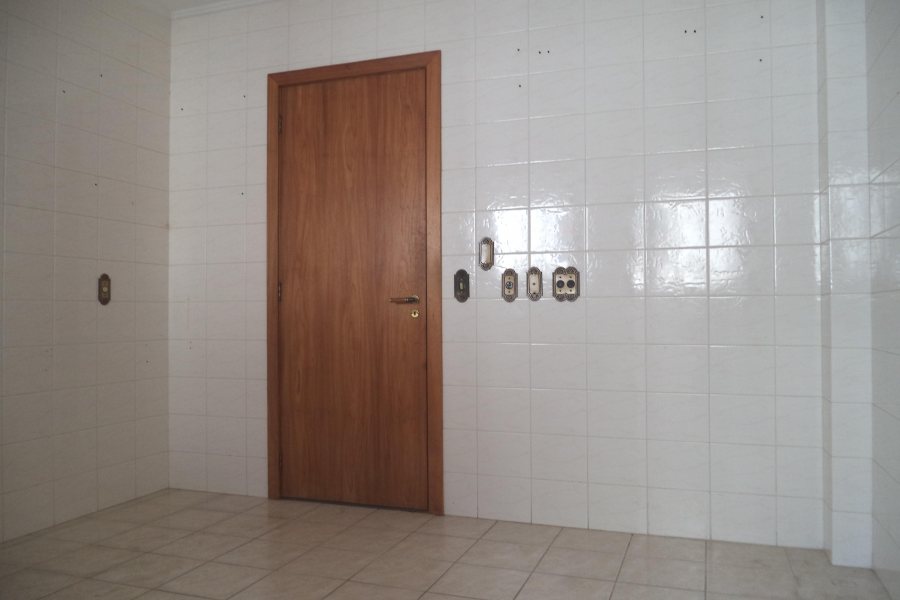 Apartamento, 2 dormitórios, 1 vaga, no bairro Madureira em Caxias do Sul para Alugar