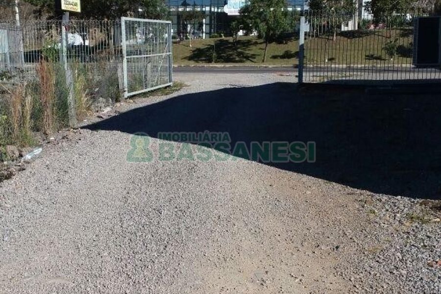 Pavilhão com 270m², no bairro Interlagos em Caxias do Sul para Comprar