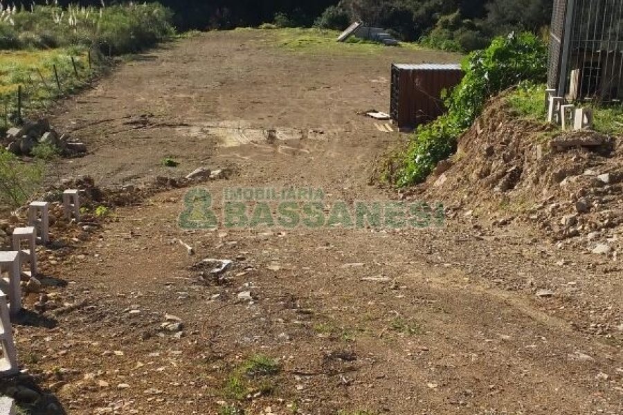 Pavilhão com 270m², no bairro Interlagos em Caxias do Sul para Comprar