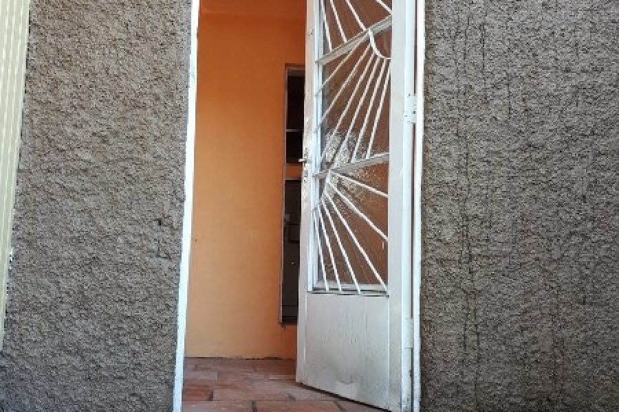 Casa, 3 dormitórios, 1 vaga, no bairro Marechal Floriano em Caxias do Sul para Comprar