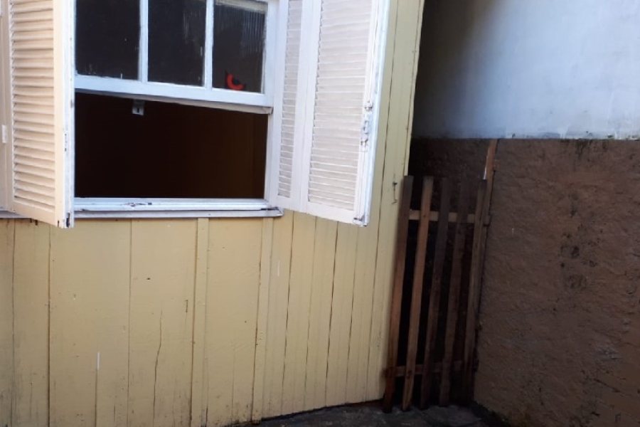 Casa, 3 dormitórios, 1 vaga, no bairro Marechal Floriano em Caxias do Sul para Comprar