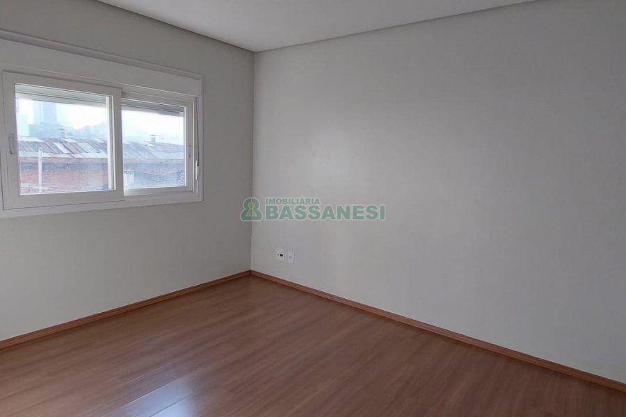 Apartamento com 73m², 2 dormitórios, 1 vaga, no bairro Exposição em Caxias do Sul para Alugar