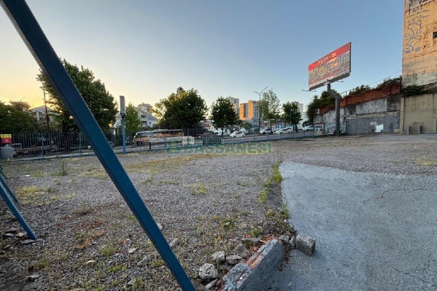 Terreno com 800m², no bairro Petrópolis em Caxias do Sul para Alugar