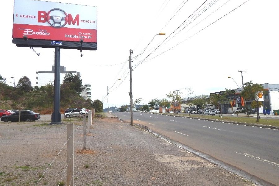 Terreno com 871m², no bairro Universitário em Caxias do Sul para Alugar