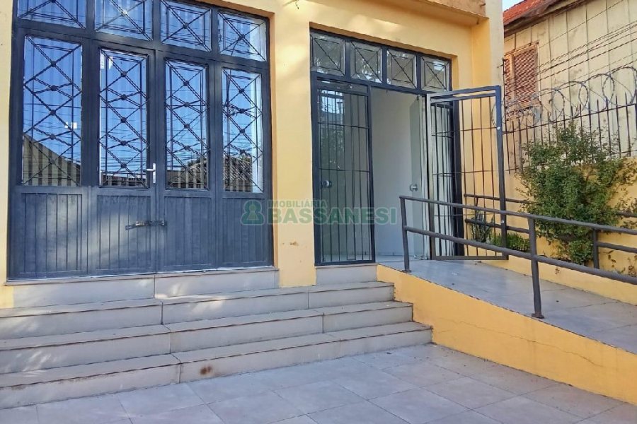 Loja com 55m², no bairro Pio X em Caxias do Sul para Alugar