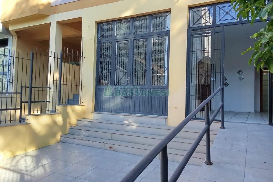 Loja com 55m², no bairro Pio X em Caxias do Sul para Alugar