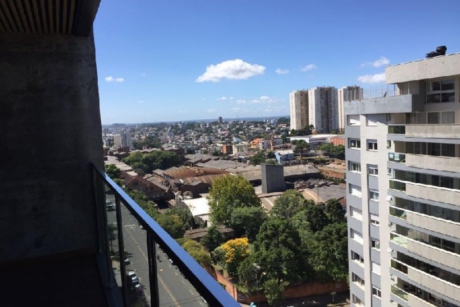 Sala com 62m², 1 vaga, no bairro Exposição em Caxias do Sul para Alugar ou Comprar