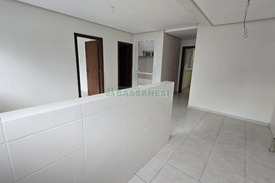 Apartamento com 52m², 1 dormitório, 1 vaga, no bairro São Pelegrino em Caxias do Sul para Comprar