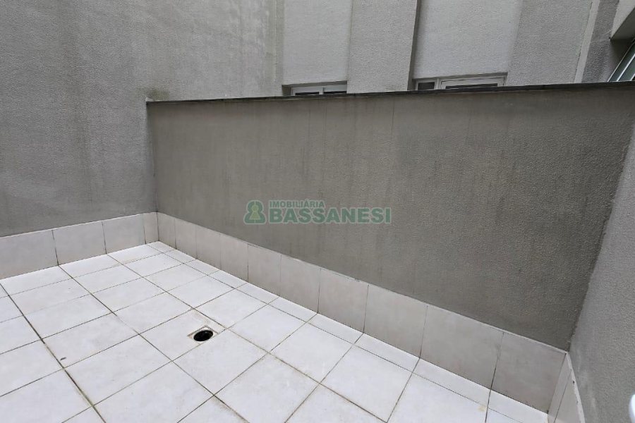 Apartamento com 52m², 1 dormitório, 1 vaga, no bairro São Pelegrino em Caxias do Sul para Comprar