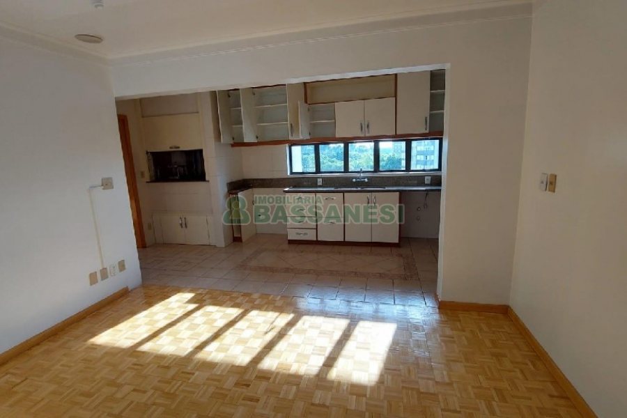 Apartamento com 266m², 3 dormitórios, 2 vagas, no bairro São Pelegrino em Caxias do Sul para Alugar
