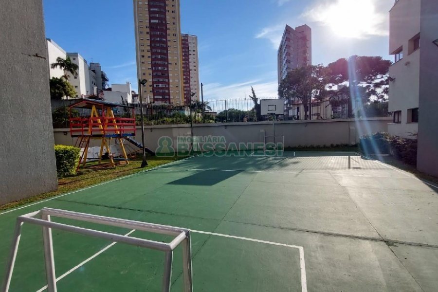 Apartamento com 266m², 3 dormitórios, 2 vagas, no bairro São Pelegrino em Caxias do Sul para Alugar